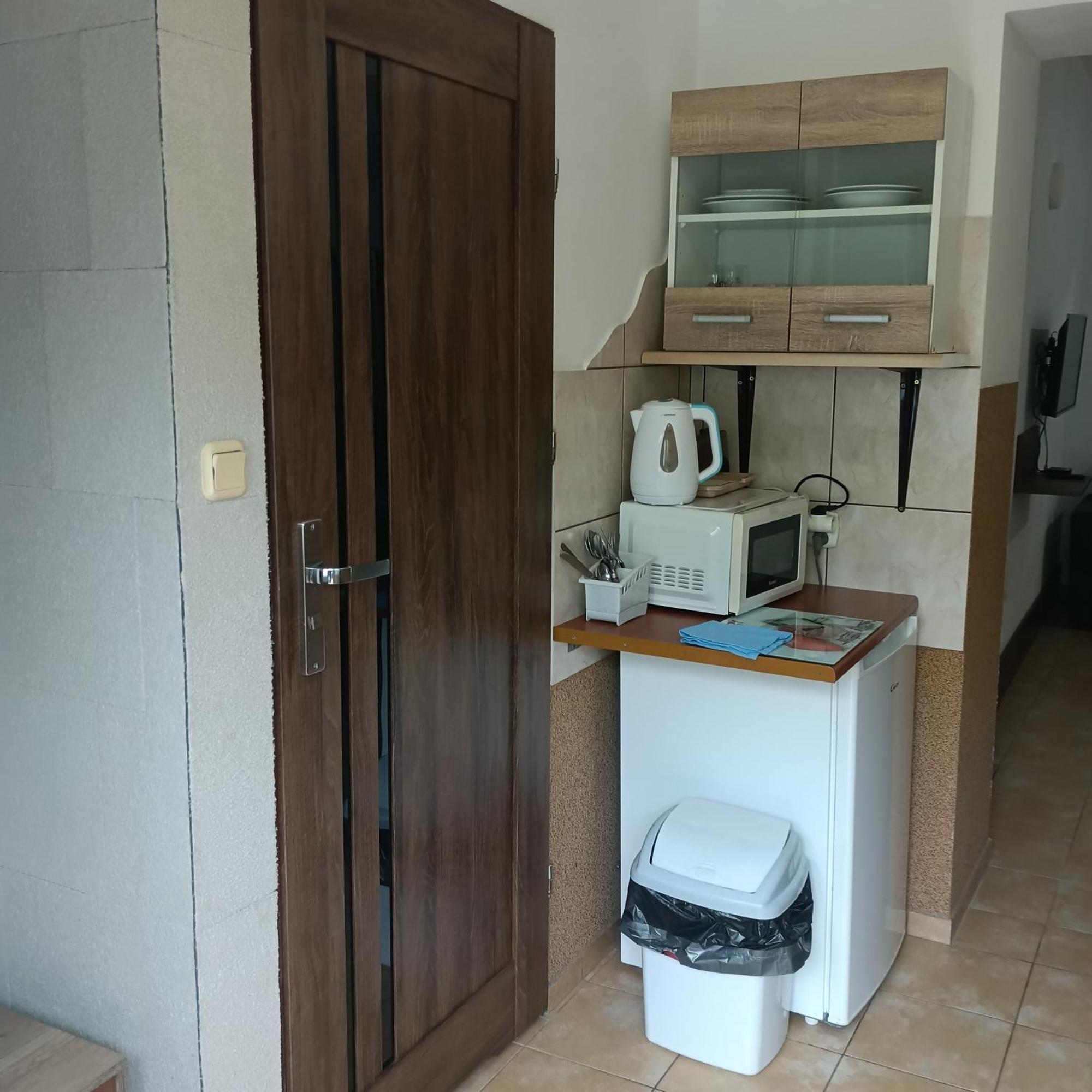 Kwatery 42 Jelenia Gora Bagian luar foto